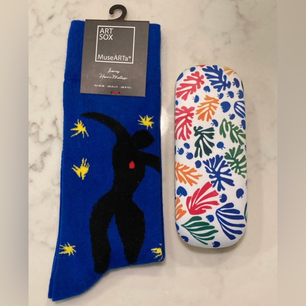 NEW art-lover gifts - Matisse socks and glasses case
